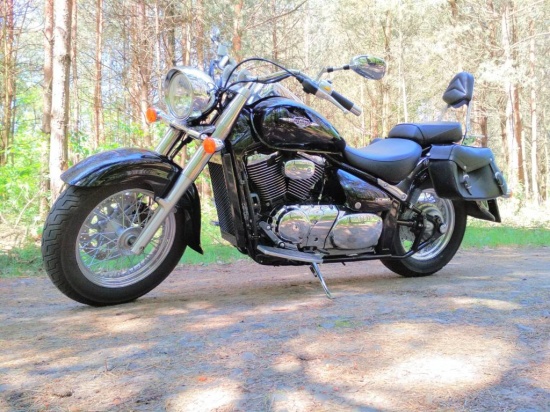 Motor Suzuki Intruder Volusia VL800 z 2010 roku