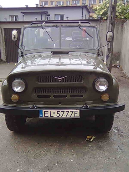 Sprzedam UAZA 31512 /nowsza wersja Uaza 469B/
